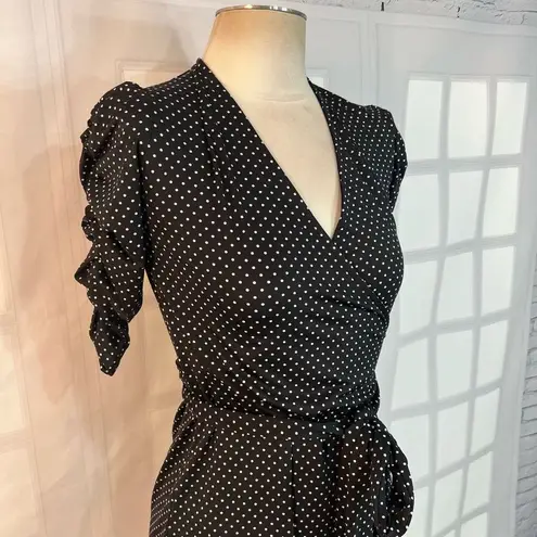 Veronica M short ruched sleeves black and white polka dot wrap dress size small