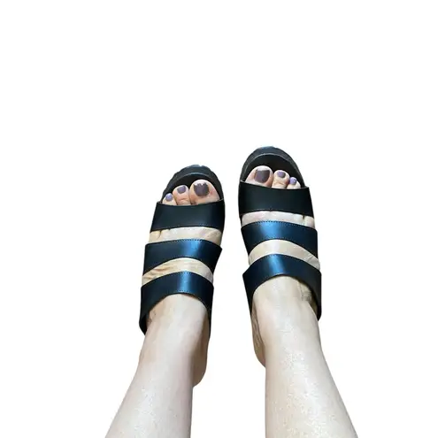 Vintage Y2k 90s Stylish Black Chunky Platform heels by The Leather collection Size 8