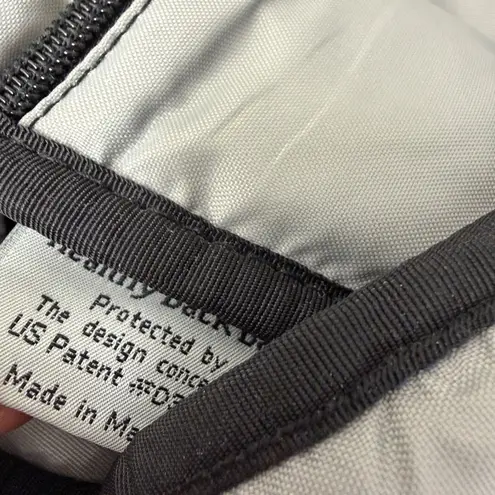 Ameribag Black Crossbody Sling Strap Healthy Back Bag Nylon Small 15x11