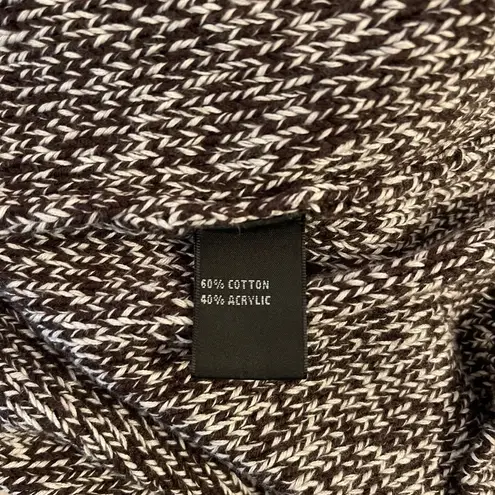 Josephine short sleeve fitted black & white knit cardigan w/2 metal buttons Sz M Size M