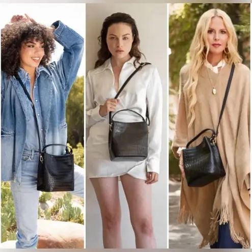 AOTA | Croc Embossed Top Handle Bucket Bag W/ Crossbody | NWT