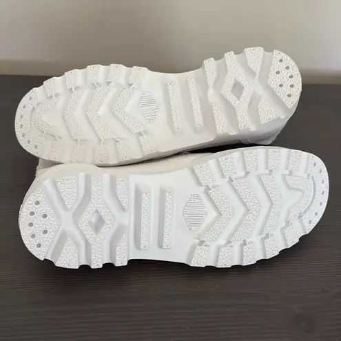 Palladium Pampa Hi Originale High Top Boot White Mens 7.5 Women’s 9