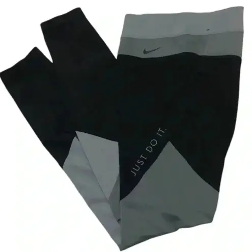 Nike  The One Women’s Mid-Rise Tight Fit, Color Block Tights