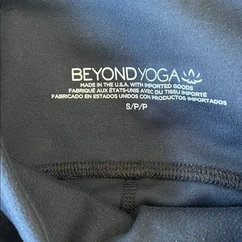 Beyond Yoga Black Leggings Size Small Women’s Crop 23” Soft Stretch Pilates