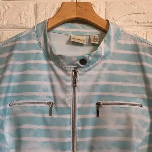 Zenergy striped cloudy striped print light zip up Women’s Size M Medium