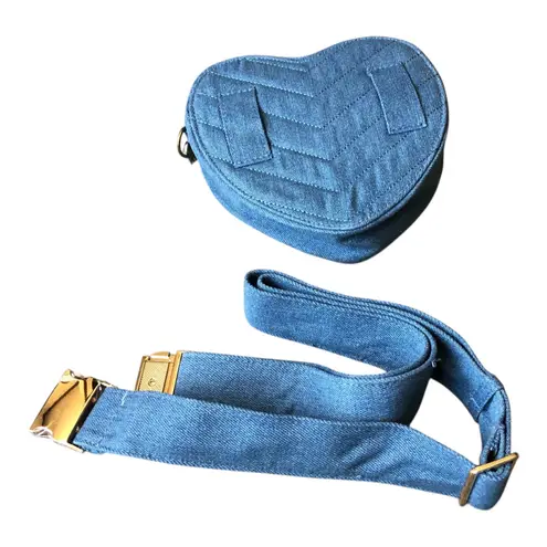 Fashion Statement Womens Crossbody Bag Denim Heart Shape Pewter Gold Chain Strap Blue