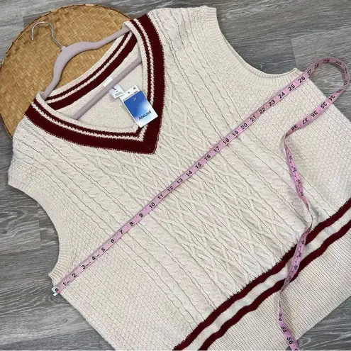 Abound Nwt  preppy sweater vest pullover cable knit cream & maroon