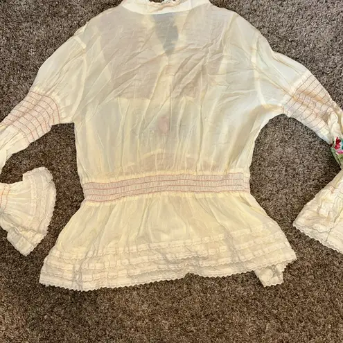 Persaman New York Women’s Long Sleeve Boho Style Cream Top Sz Sz Large NNT