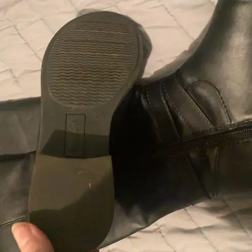 American Eagle - Black 6wide  boots