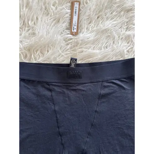 SKIMS Boyfriend Boxer Onyx Size Small