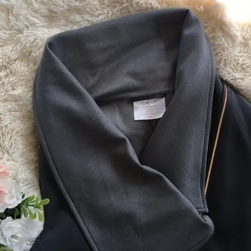 Calia Women’s Funnel neck Vest Zip Outdoor Workout Gray Blue Size Medium