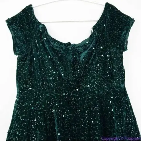 New! MORGAN & CO Green‎ Sequined Hi