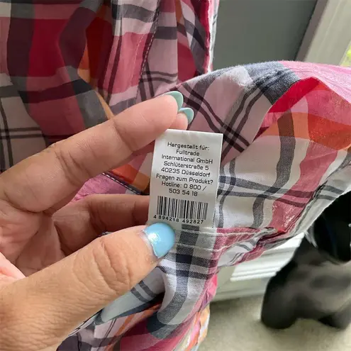 Van Linnen Women's M 100% cotton Plaid Long Sleeve Button