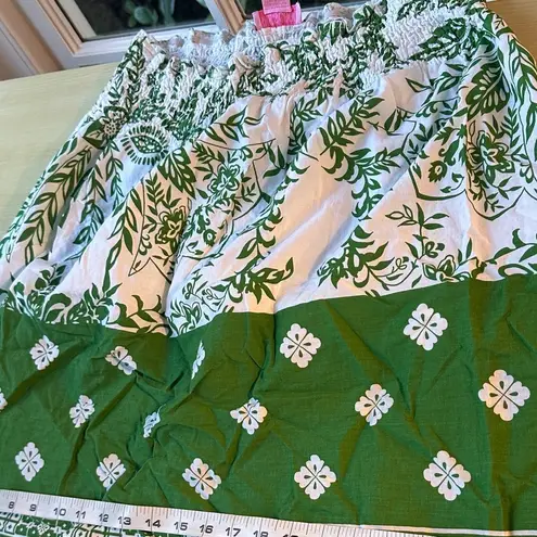 she's cool Green and White Smocked Short Lined Bubble Mini Skirt size Large