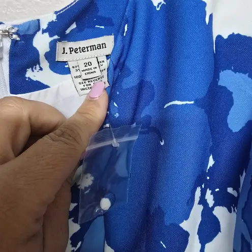 J. Peterman Blue Abstract Floral Princess Seamed Sweetheart Neckline Key