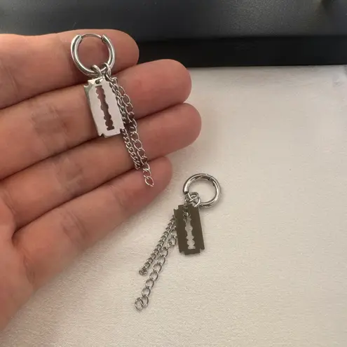 Razor Blade Shape Dangle Drop Earrings for Men Women Punk Hip Hop Unisex Style Silver