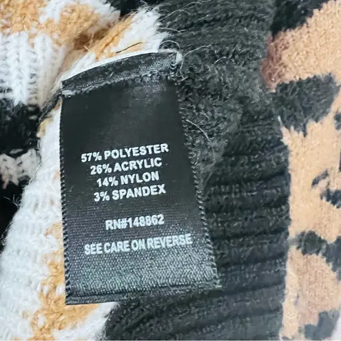Torrid  Vegan Cashmere Pullover Animal Print Crewneck Sweater Size 0