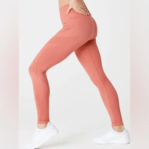 NWT! MP My Protein Women’s Shape Seamless Ultra Leggings Pink