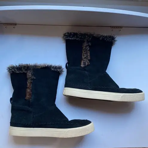 Toms  Vista Faux Fur Lined Suede Black Pull On Boots