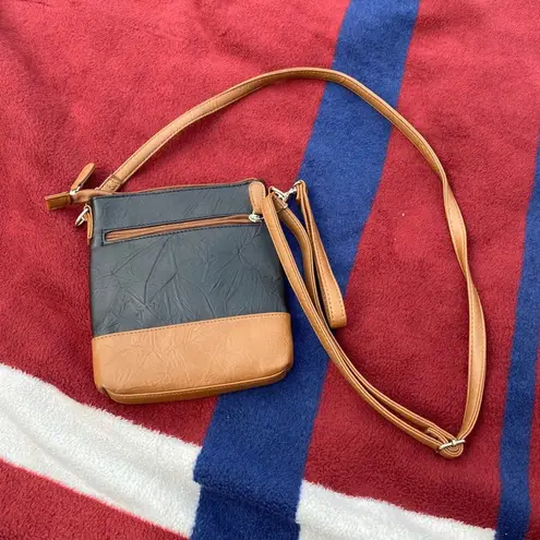 Basic Black and Tan crossbody bag