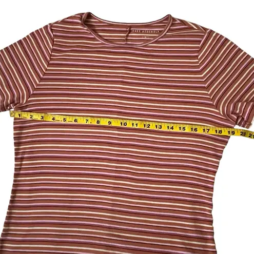 Free Assembly Stripe T