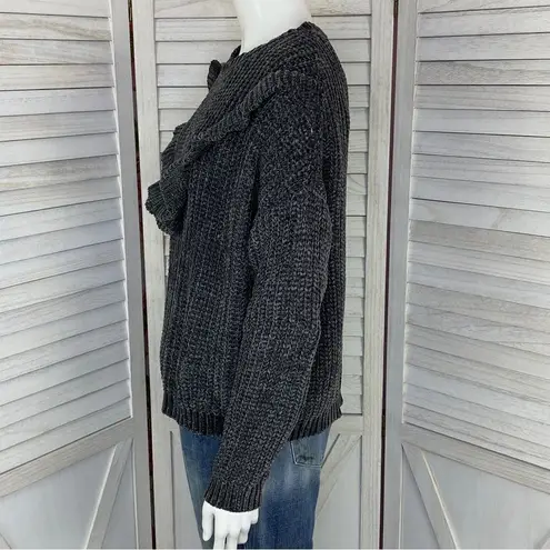 Just Found Ruffle Detail Chenille Sweater Gray Medium Crew Neck Waffle Knit