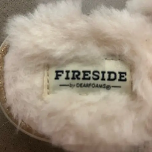 Dearfoams Dwarfisms Fireside Slippers Cream Plush Open-Back Slippers