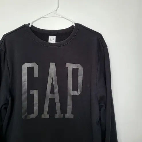 Gap black logo crewneck sweatshirt