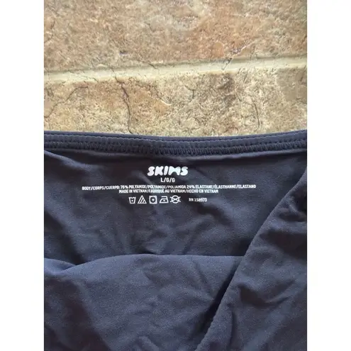 SKIMS Fits Everybody Cropped Cami Onyx Size Large