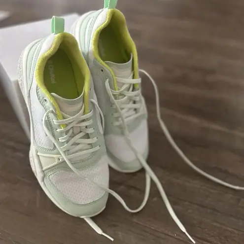 Women's Olukai ‘Anau Pickleball Sneakers Size 8.5 Pale Mint