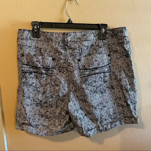 Bandolino Amy Shorts