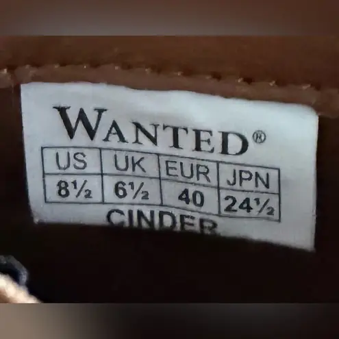 Wanted Women's Cinder Lug Sole Microfiber Ankle Boots. Sizes 8.5. EUC. Tan/Brown Brown