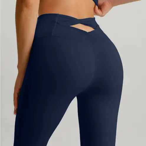 Berlook Activewear Navy Cut Out Leggings 24" Blue Size XS