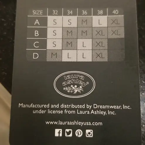 Laura Ashley ππ Lace Back Seamless Bralettes 2 Pack ~ Pink & Gray Small S NWT