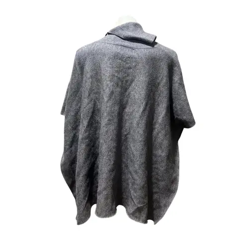Oliver Women's Gray Turtleneck Poncho Sweater Cape M Batwing Sleeves Size M