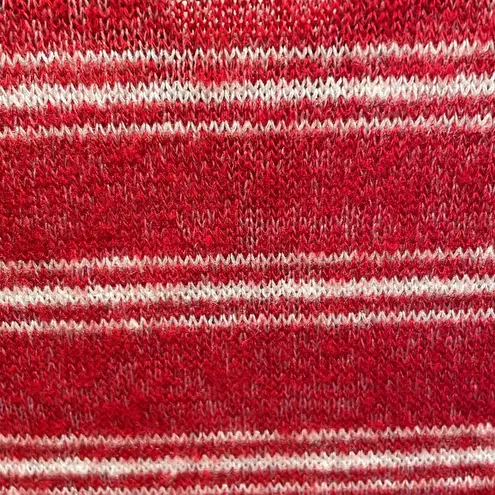 Stars Above ❤️🩹❤️🩹❤️🩹3 for 12$❤️🩹❤️🩹❤️🩹Red and White Long Sleeve Shirt