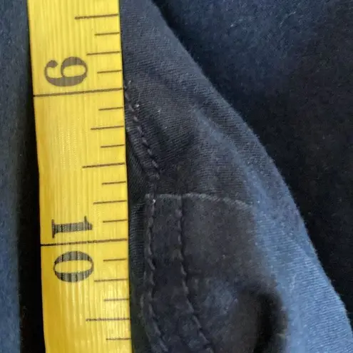 Natural Reflections Size 12 shorts (D20)