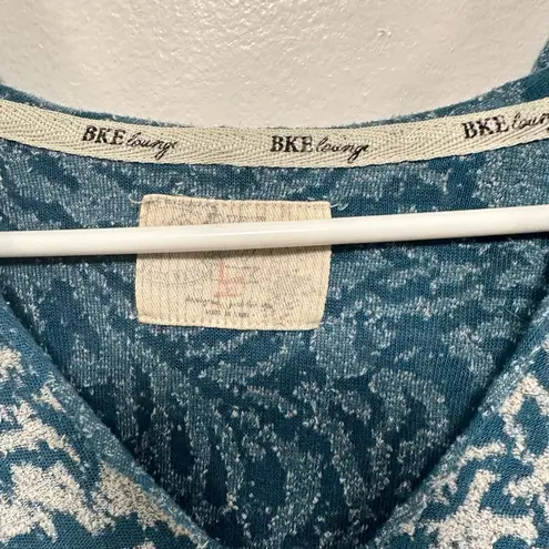 BKE The buckle sweatshirt! , lounge teal, light weight hoodie sweater size large!