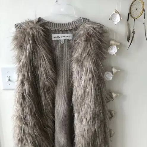 Sebby  Collection Tan Faux Fur Sweater Vest sz L