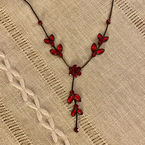 Icing 🌹Matching Red Flower Gem Y Necklace & Earrings🌹🆕