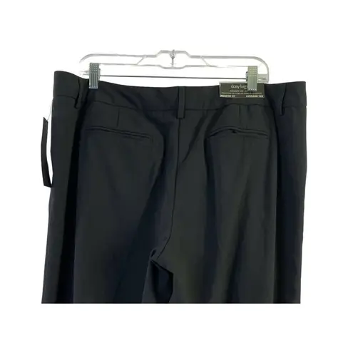 Daisy Fuentes Straight Leg Mid Rise Black Pants