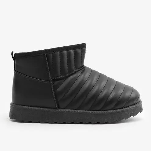 Ardene Black Faux Leather Quilted Sheepskin Thinsulate Ankle Boots 7