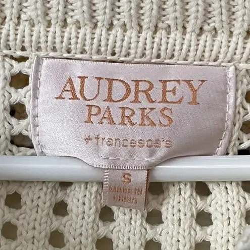 Audrey Parks + Francesca's collared open knit embroidered sweater size small Blue