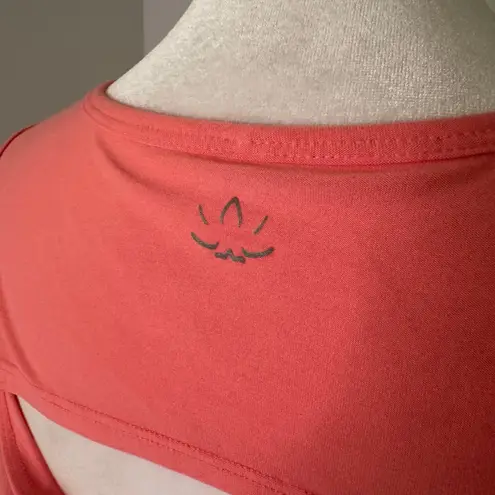 Beyond Yoga bright pink sleeveless cut-out back tank top