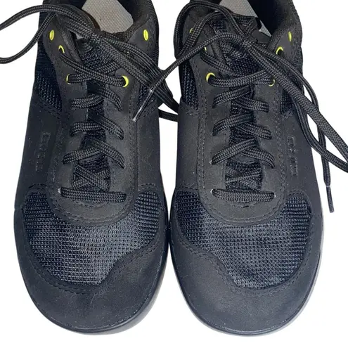 Giro Petra VR Women's Cycling Shoes Size 7.5 With Shimano Cleat SPD Clips Black