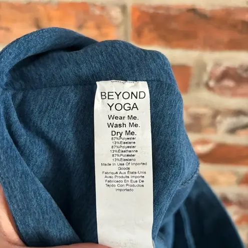 Beyond Yoga Blue Spacedye At Your Leisure Crop Leggings Crossover Waist, XL