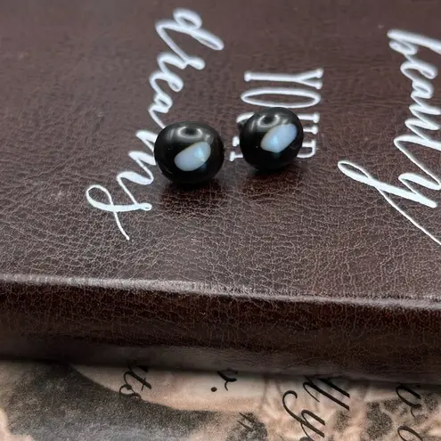 Vintage Eye Glass Black Cabochon Stud Earrings