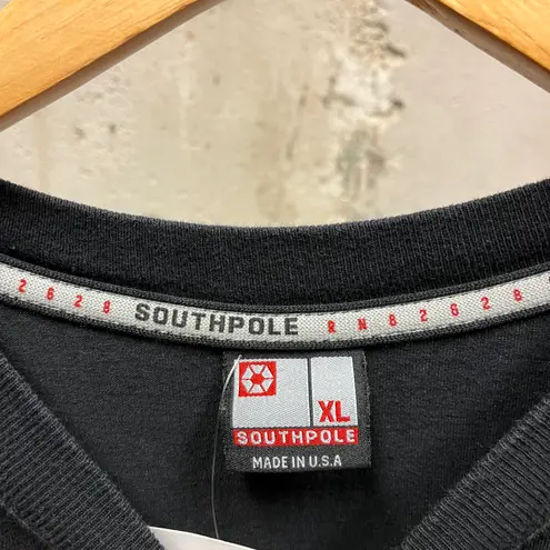 Southpole Vintage Y2K Textured Metallic Graphic Black Oversized Tee Streetwear