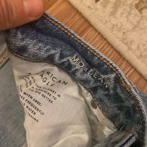 American Eagle AE Mom Jean Size 16