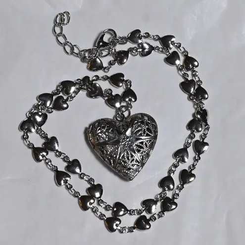 Chic Silver Heart Charm Locket Necklace for Picture valentine love partner child